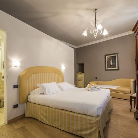 A Palazzo Busdraghi Residenza D'Epoca Bed & Breakfast Lucca Rom bilde