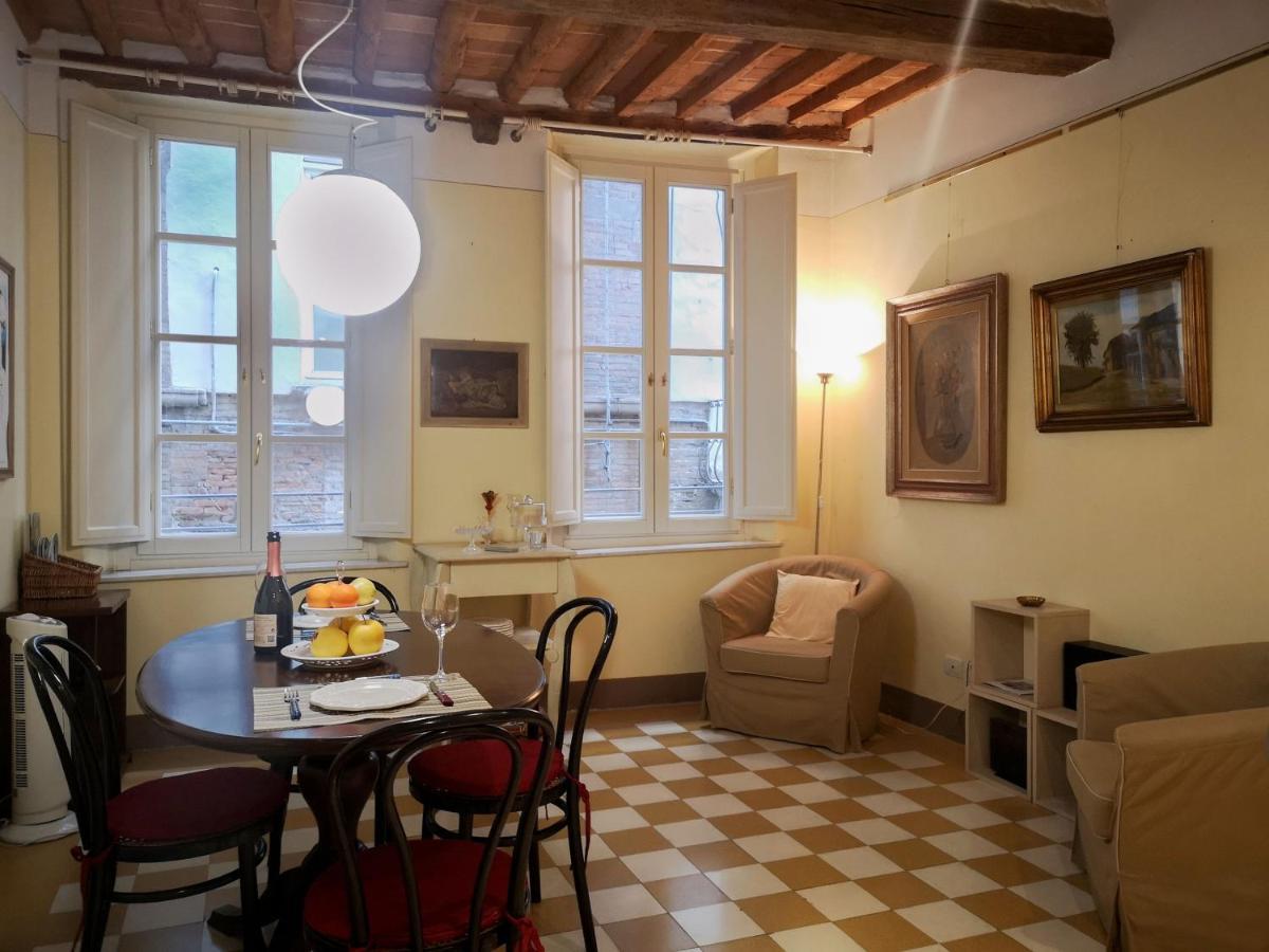 A Palazzo Busdraghi Residenza D'Epoca Bed & Breakfast Lucca Eksteriør bilde