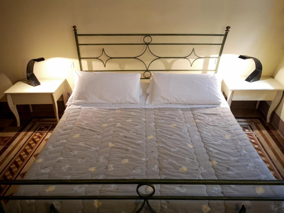 A Palazzo Busdraghi Residenza D'Epoca Bed & Breakfast Lucca Eksteriør bilde