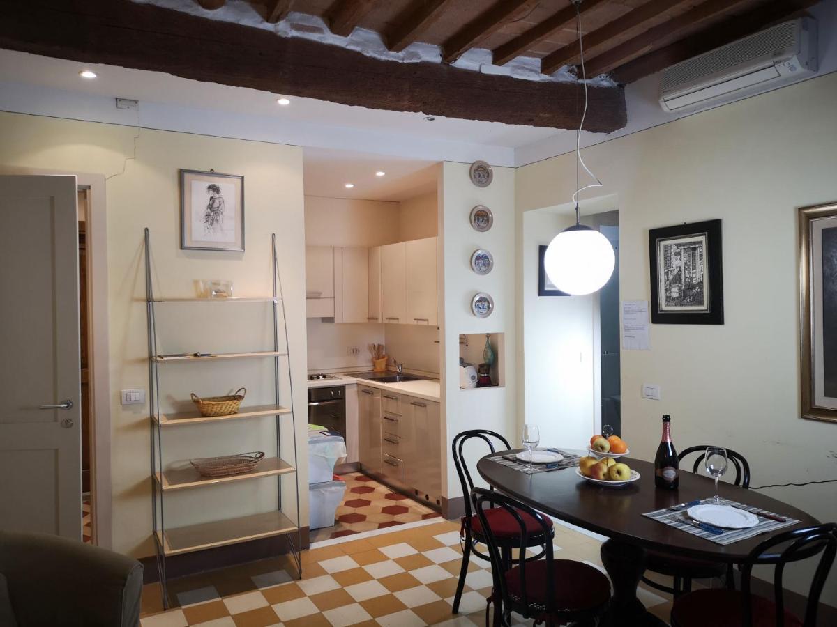 A Palazzo Busdraghi Residenza D'Epoca Bed & Breakfast Lucca Eksteriør bilde
