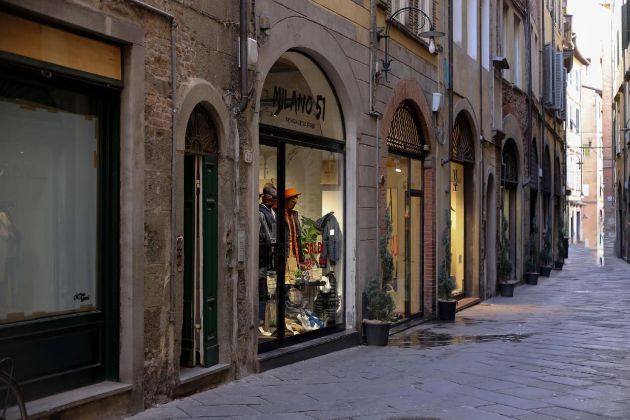A Palazzo Busdraghi Residenza D'Epoca Bed & Breakfast Lucca Eksteriør bilde