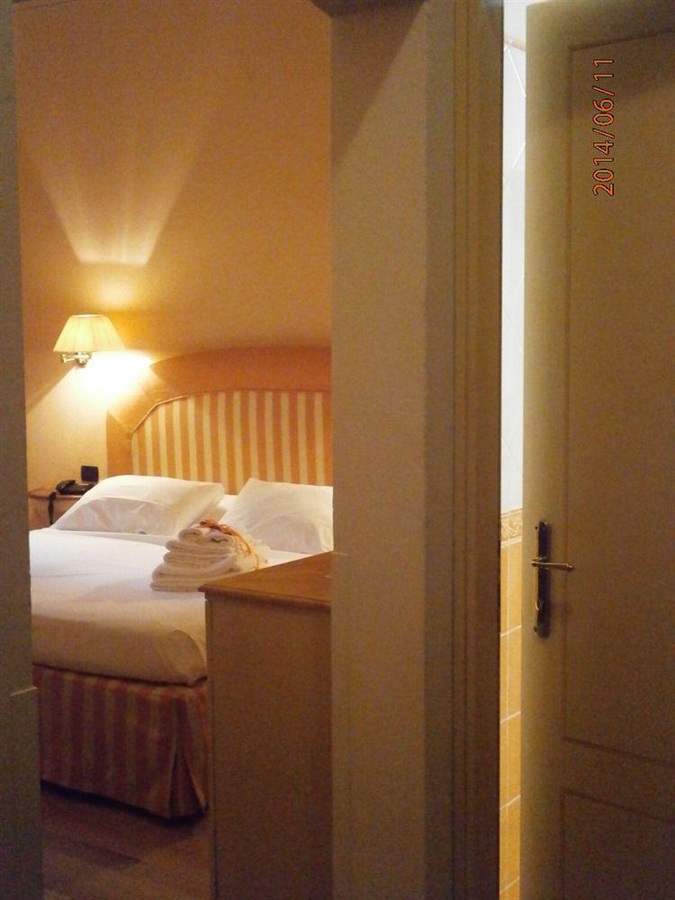 A Palazzo Busdraghi Residenza D'Epoca Bed & Breakfast Lucca Eksteriør bilde