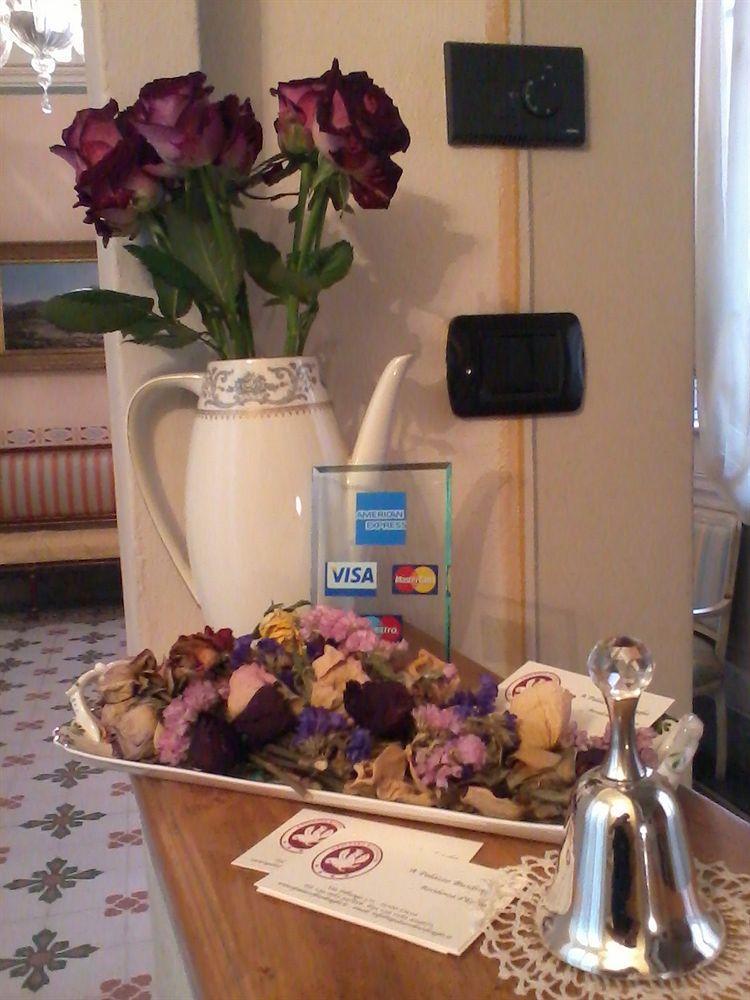 A Palazzo Busdraghi Residenza D'Epoca Bed & Breakfast Lucca Eksteriør bilde