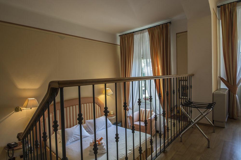 A Palazzo Busdraghi Residenza D'Epoca Bed & Breakfast Lucca Eksteriør bilde