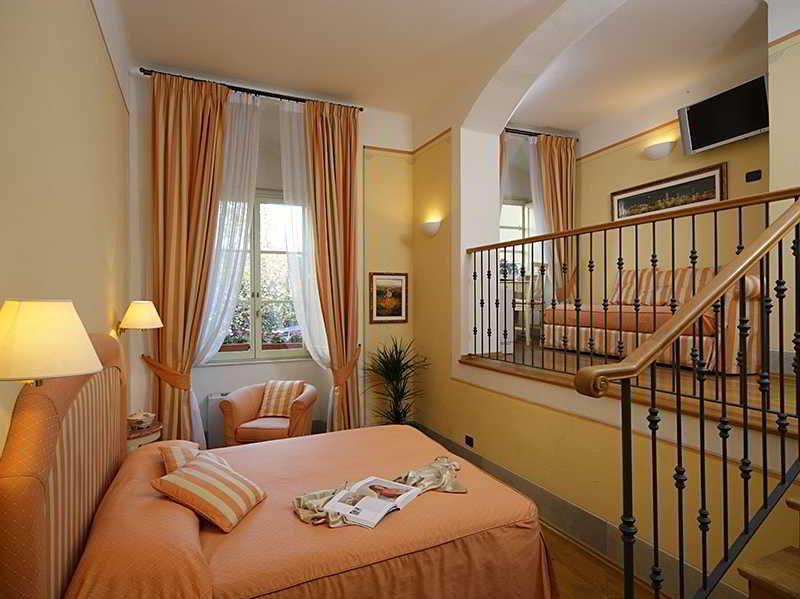 A Palazzo Busdraghi Residenza D'Epoca Bed & Breakfast Lucca Rom bilde