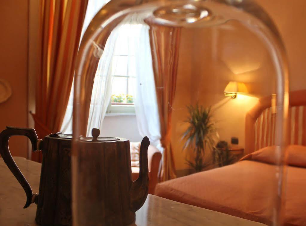 A Palazzo Busdraghi Residenza D'Epoca Bed & Breakfast Lucca Eksteriør bilde
