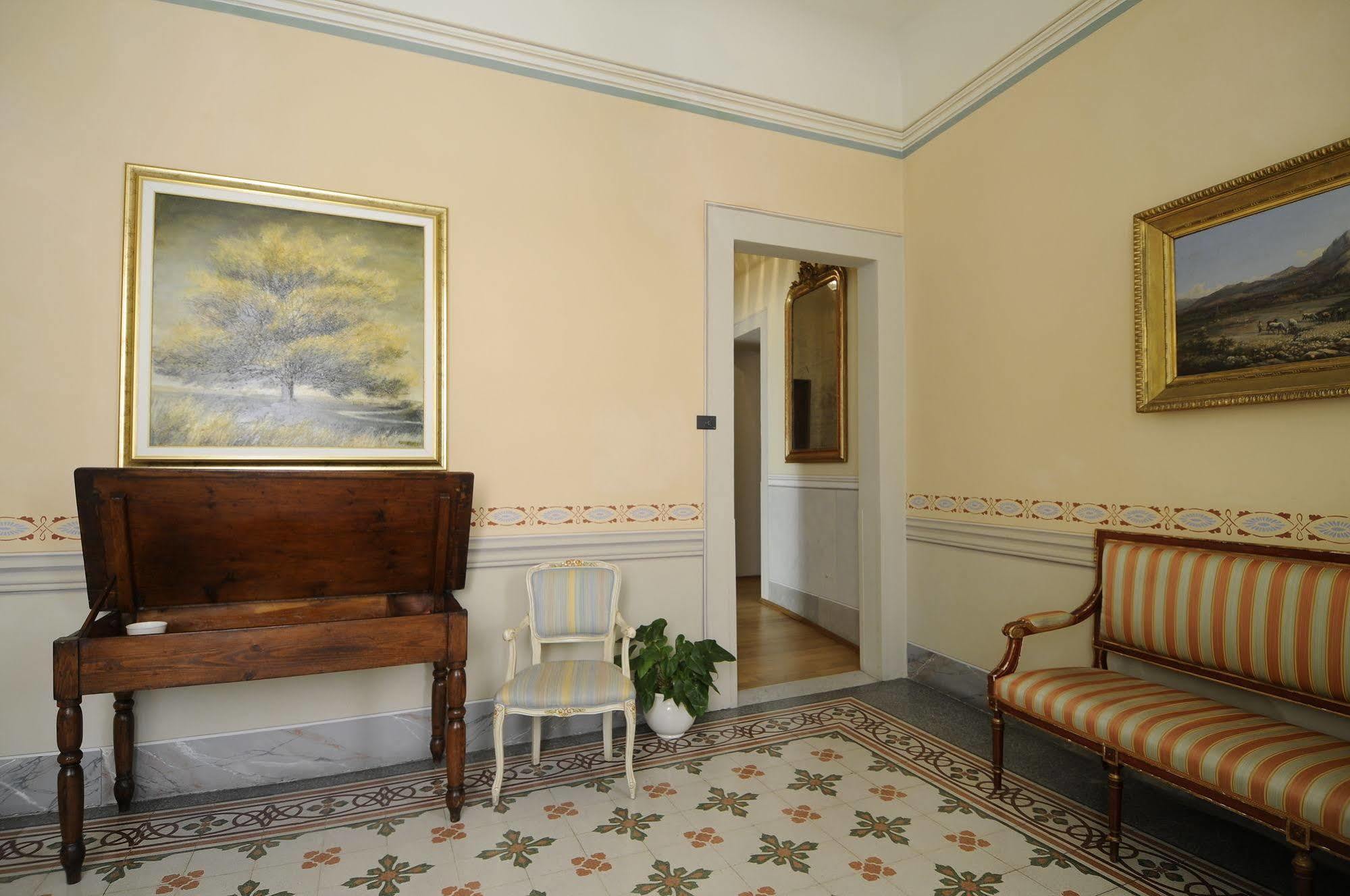 A Palazzo Busdraghi Residenza D'Epoca Bed & Breakfast Lucca Eksteriør bilde